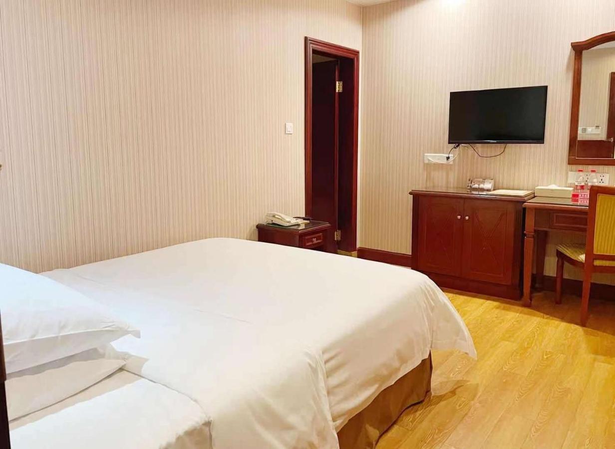 Vienna Hotel In Pinghu Square Shenzhen Eksteriør bilde