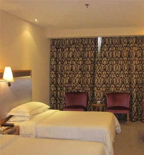 Vienna Hotel In Pinghu Square Shenzhen Rom bilde